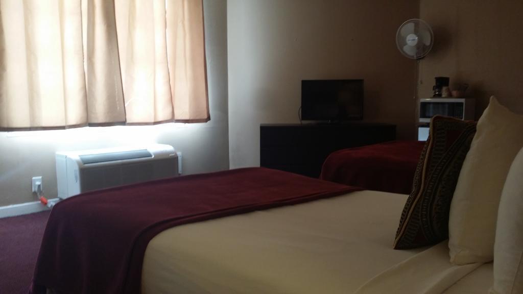 Seaspray Inn Beach Resort West Palm Beach Bagian luar foto