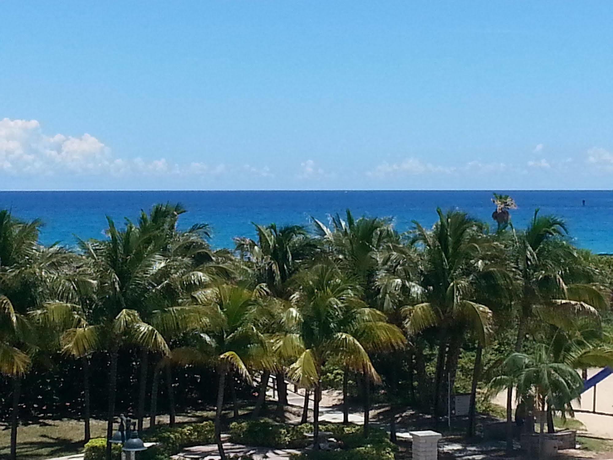 Seaspray Inn Beach Resort West Palm Beach Bagian luar foto