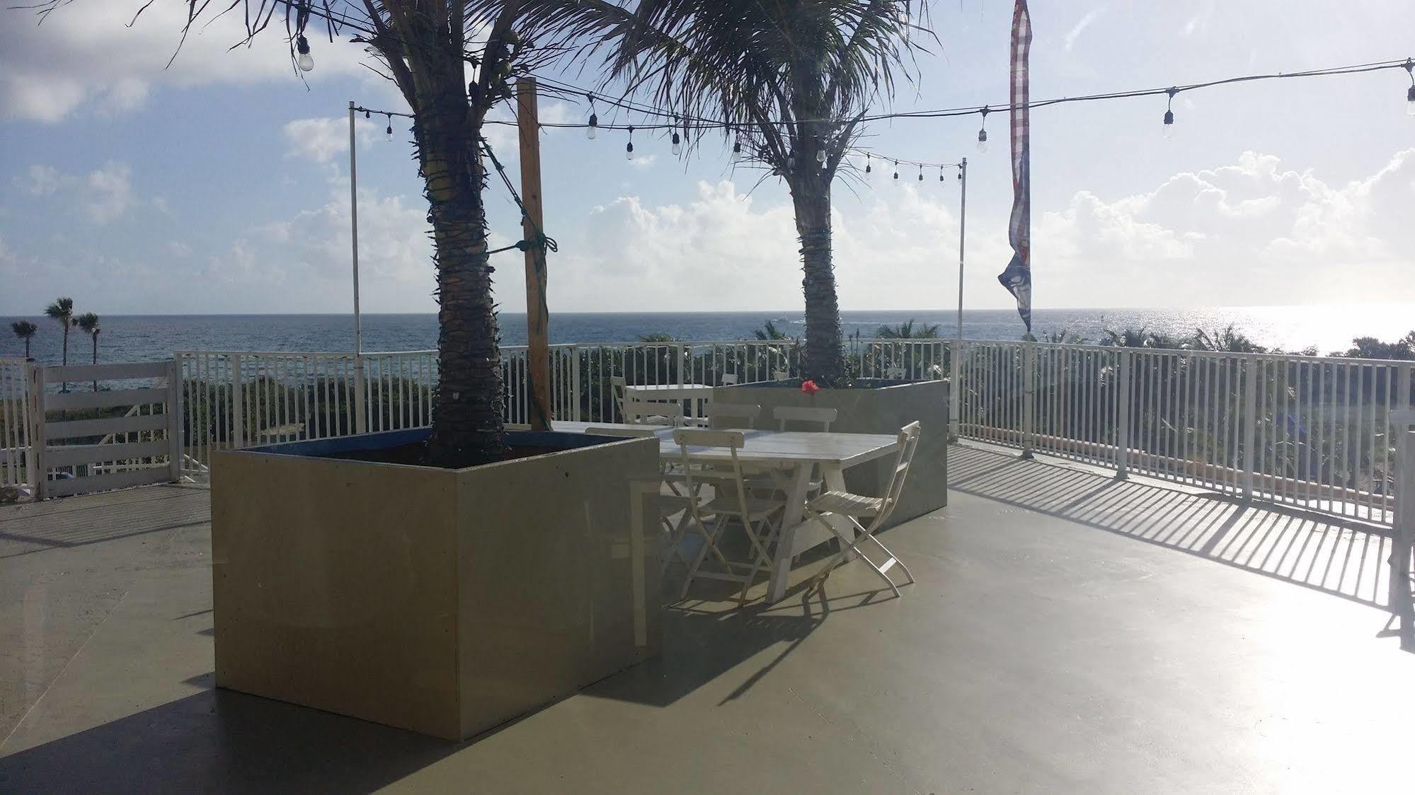 Seaspray Inn Beach Resort West Palm Beach Bagian luar foto